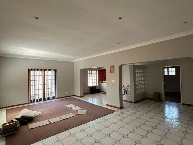 4 Bedroom Property for Sale in Surrey Estate Western Cape